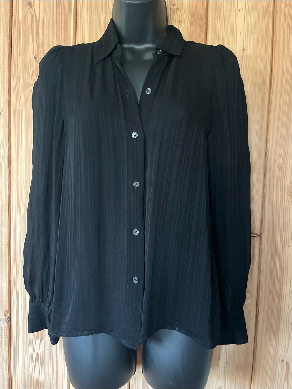 Wilfred Classic Black Button-Down Women's Blouse